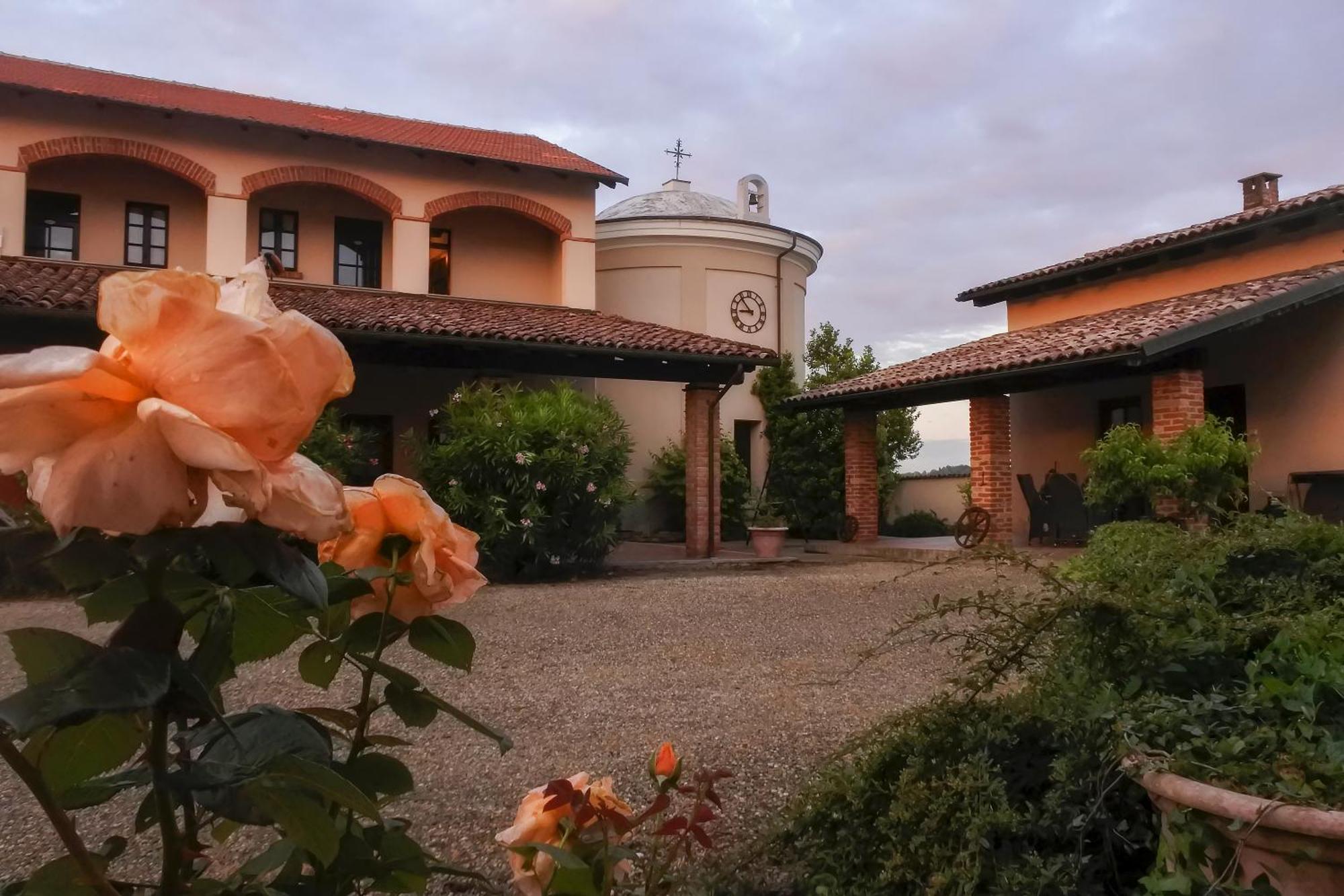 Azienda Agricola Tenuta Del Barone Calliano  Luaran gambar